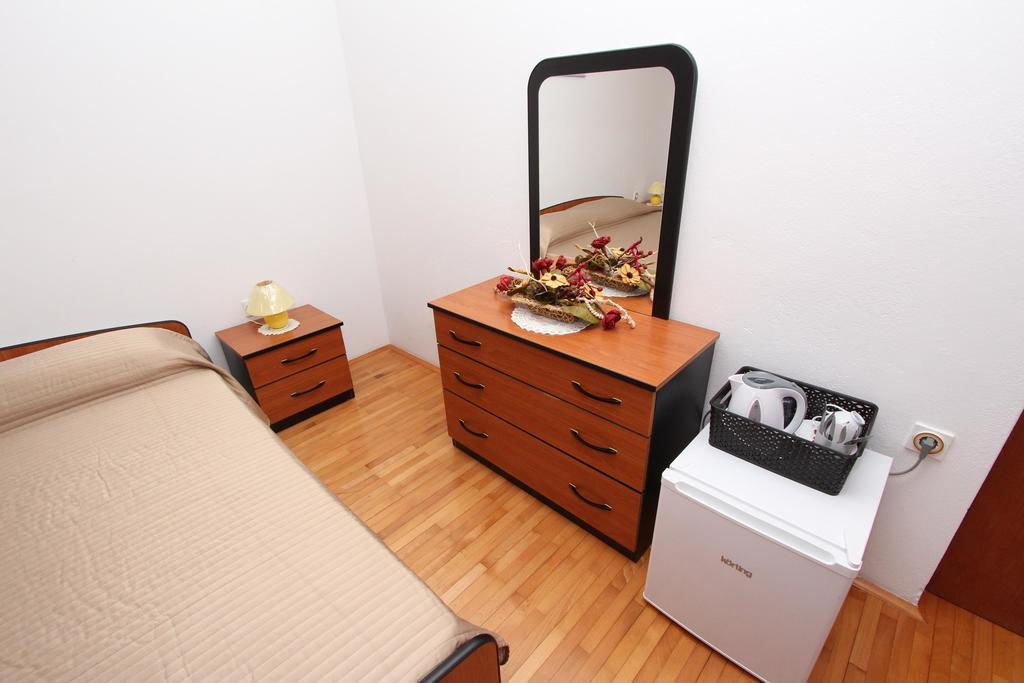 Rooms And Apartment Sanja Ровинь Экстерьер фото